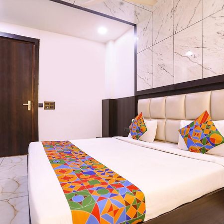 Fabhotel Grand Sparrow Tajganj Bagian luar foto